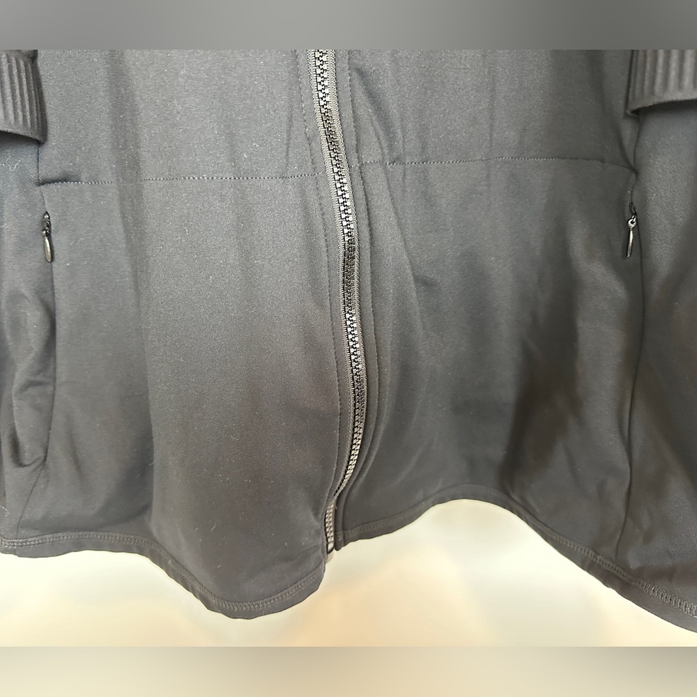 FABLETICS Trinity Performance Black Athletic Jack… - image 2